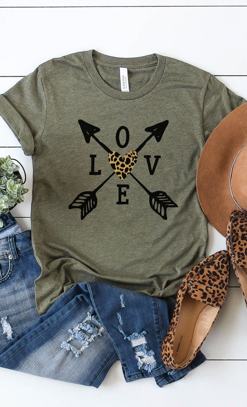 Leopard Heart Love Arrows Graphic Tee PLUS