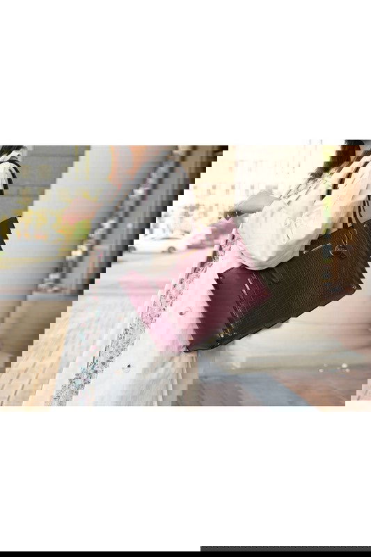 Robin Tote Handbag Vegan Leather Woman - The Queens Hanger Boutique