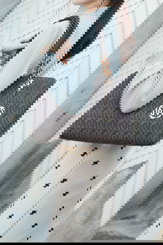 Sirna M Signature Vegan Leather Tote Bag - The Queens Hanger Boutique